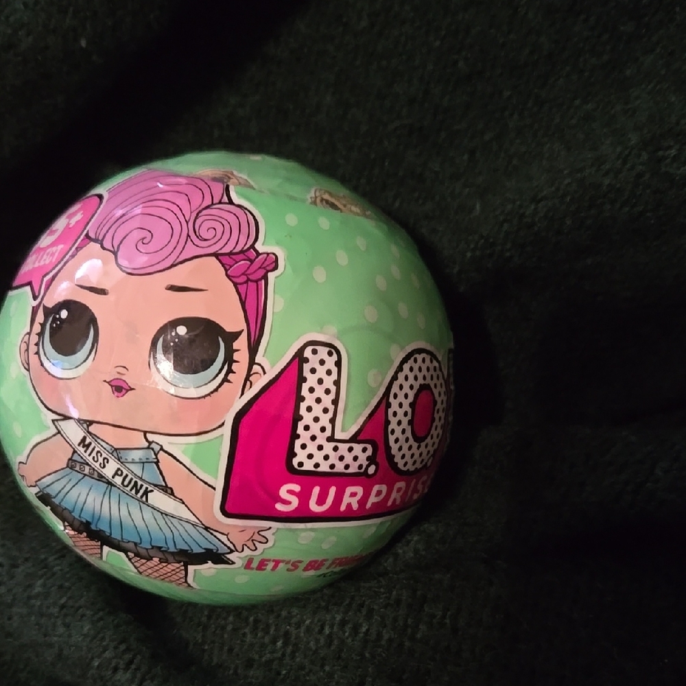 LOL Surprise Doll Ball